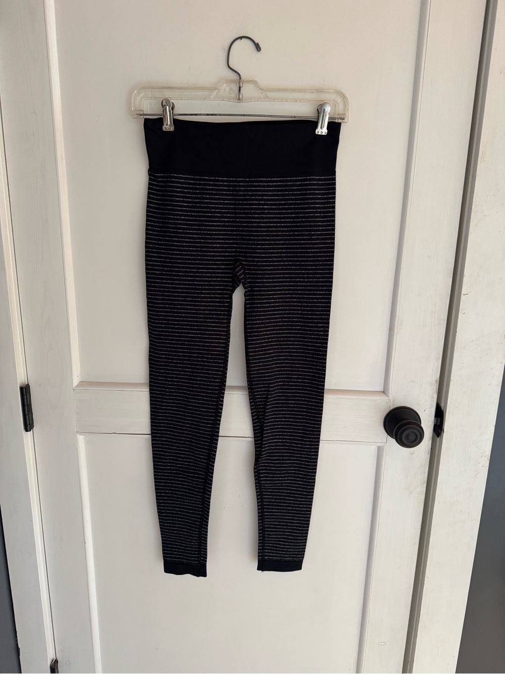 Athleta 7/8 Black Activewear Leggings with Glittery Silver Stripes 25” inseam
